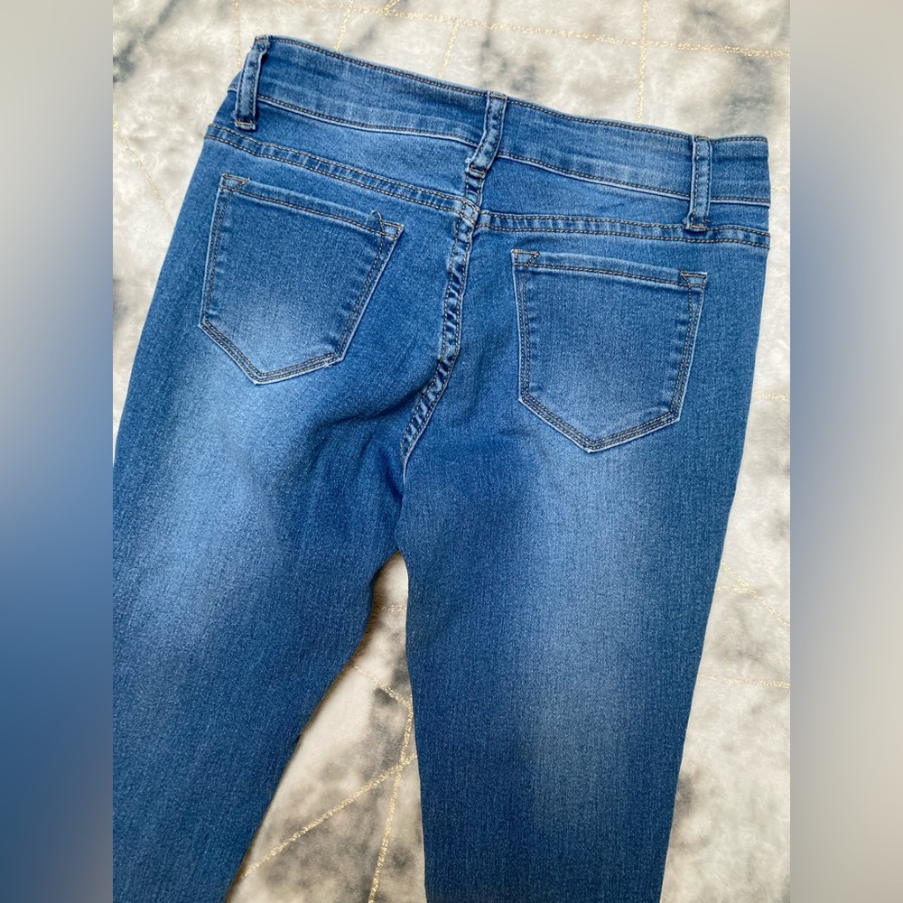 Fashion Nova Bold Statement Skinny Jeans - Picture 6 of 9